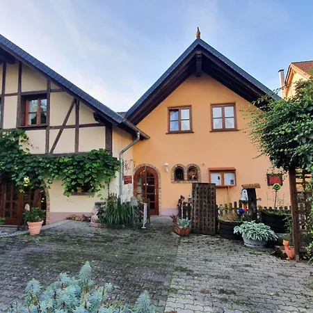 Weingut Magdalenenhof 3* רודסהיים אם ריין